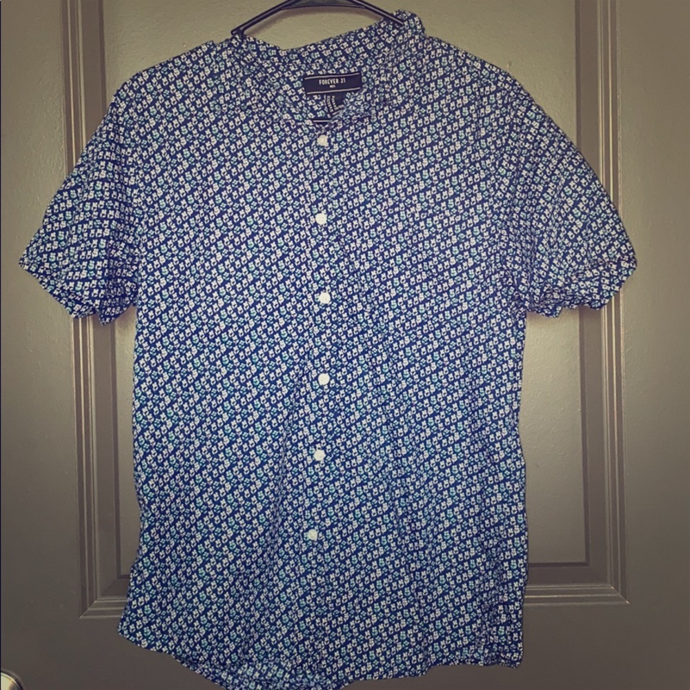 Men’s Casual Short Sleeve Collar Button Up